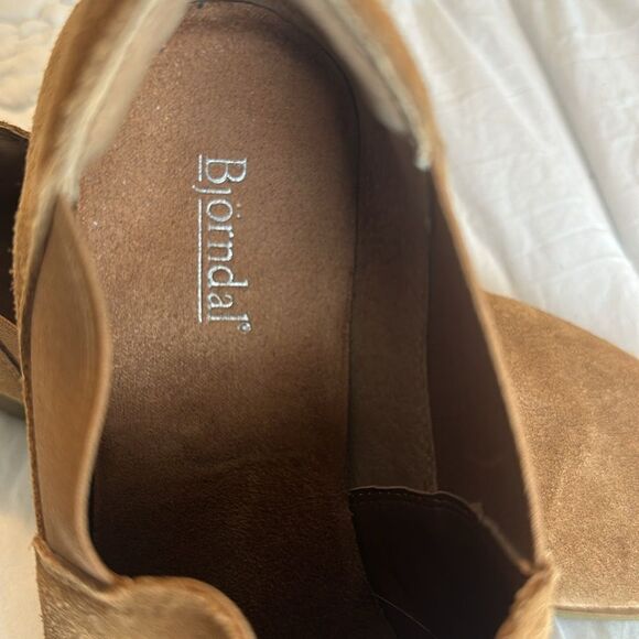 Bjorndal Gianna camel leather booties elastic interior side Sz 8 Bjorn dal - Picture 10 of 11